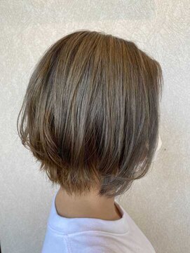 バルス(BLS) 透明感あるグレージュスタイル【藤枝/髪質改善/デザインカラー】