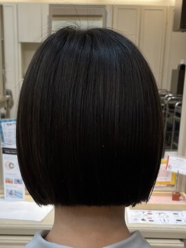 アルターリール(aL ter Rire) 前髪/マチルダボブ/ピンクベージュ/インナーグレージュ/澤瑞絵