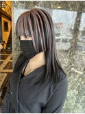 黒髪暗髪+ピンクハイライト ぱっつん前髪姫カット ストレート