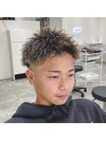 ルースト 西院店(ROOST)&nbsp;ツイストパーマ/ベリーショート/ツーブロック/フェード