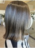 大人可愛い透明感ブリーチなしグレージュ切りっぱなしボブミディ