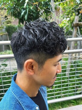 刈部倶楽舞 大人パーマ/ツーブロック/ビジネスヘア/ビジネスパーマ/黒髪