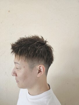 レオンプラス 具志川店(LEON plus+) ショートツーブロック