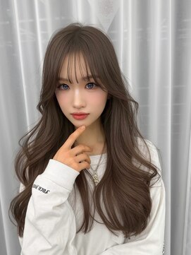 アマトウキョウスマートサロン(AMA TOKYO×Smart Salon) レイヤーカット　くびれヘア　顔まわり　ブリーチなし