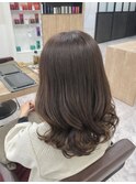 ミルクティーベージュ