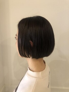 ネオリーブ チロル 横浜西口店(Neolive CiroL.) ミニボブ　朝楽スタイリング