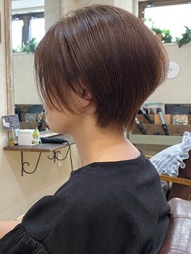 ミルティ(Myrtille) ミルティ☆ハイライト入り脱白髪染カラーショート☆