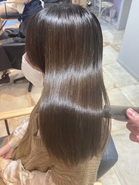 ネオリーブエクラ 上野御徒町店(Neolive eclat) サラ艶ストレート