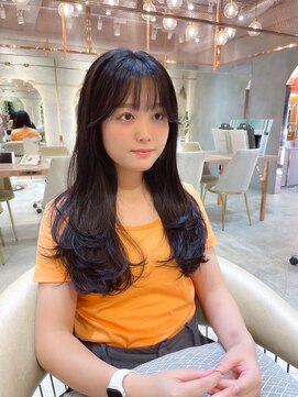 ロンド エスポワール 錦糸町(Lond espoir) 斜めバングデザインカラーグレージュ【韓国ヘア/顔まわり】