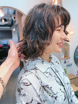 シビバイレボ(CIBI by revo) 地毛風カラー/ナチュラルレイヤーカット/ショートボブ[船橋]