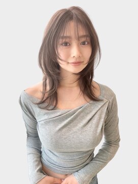 ユーフォリア 新宿通り(Euphoria) ミディアムレイヤー/ミディアムウルフ/シアーベージュ