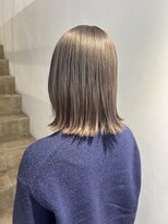 バズ(BUZZ)&nbsp;【パーソナルカラー診断】初ブリーチで似合うカラー！