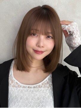 ロイ(Roi) ◎小顔ワンカールレイヤーミルクティーベージュ