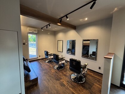 理髪店 刈の写真