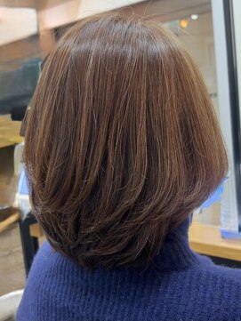 カシー(Casii) 40代からのまとまり重めミディアム