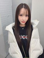 ロムーク 表参道(LOMKH)&nbsp;小顔ロングレイヤーカット顔周り冬グレージュカラー透明感カラー