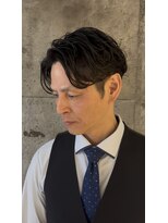 ニーイチイチ(211)&nbsp;メンズニュアンスパーマ/リバースセンターパート