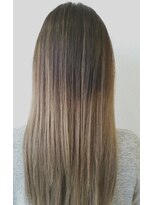 エイト オキナワ 沖縄新都心店(EIGHT okinawa)&nbsp;【EIGHT沖縄】お客様スタイル_デザインカラー_切りっぱなしボブ