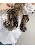 ブロンドベージュインナーカラーイヤリングカラー