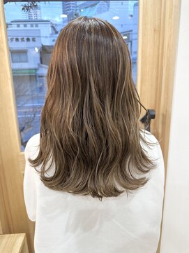 チュル 福島(CHULU) 【大人気の細いハイライトカラー】