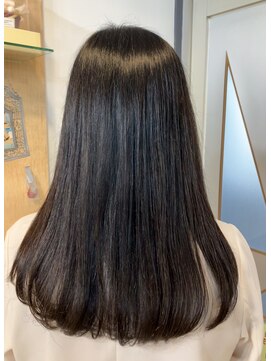 カットハウス はさみの部屋 大人ゆるふわストレート