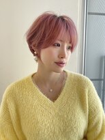 イヴォークトーキョーオーサカ(EVOKE TOKYO osaka)&nbsp;小顔 可愛い 似合わせ ショート ピンクカラー ブリーチ 春カラー