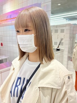 ロンドルーチェ 心斎橋(Lond luce) ダークアッシュ/ミディアムレイヤーカット［髪質改善/縮毛矯正］