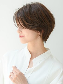 ラックスビー オオサカ  梅田茶屋町店(LUXBE OSAKA) 小顔カット/ショート/大人女性