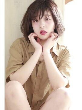 コーエン(cowen) ヘアスタイルで色気をクリエイトする山崎です。