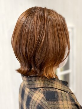 パクタ(PAcuTA.) オレンジ×くびれヘア