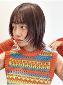 前髪あり　切りっぱなしボブ　顔まわりレイヤー　丸顔