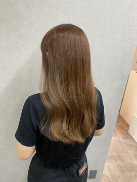 エル 新小岩(elu) 美髪/ワイドバング/レイヤーカット/くすみベージュ/新小岩駅