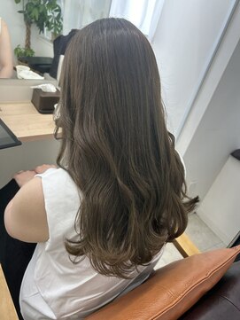 エレノア 自由が丘店(Eleanor) ロングレイヤー　×    オリーブグレージュ