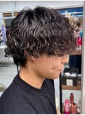 メンズ波巻きスパイラルパーマシャドウパーマツイストパーマ緩め