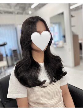 ハピネス 梅田茶屋町店(HAPPINESS) 韓国風巻き アッシュグレージュ 艶髪 くびれ巻き 小顔前髪