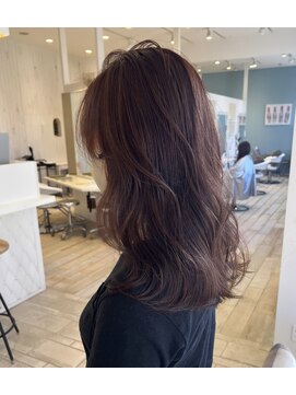 カシェ シモムラ(Cashe'e SHIMOMURA) レイヤーカット/顔まわりレイヤー/ブリーチ/白髪ボカシ/髪質改善