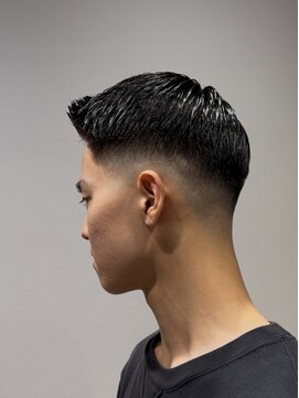 グルーマーズクレッジ 渋谷店(GROOMER/S CREDGE) men's/メンズ/フェザーパーマ/サーフカール/スペインカール/渋谷