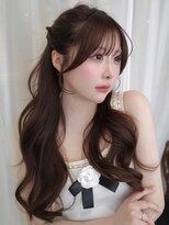 ピア(Pia)&nbsp;顔まわりレイヤーカット×ブリーチなしカラー