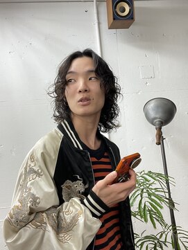 シータ(CITA) メンズウルフパーマ