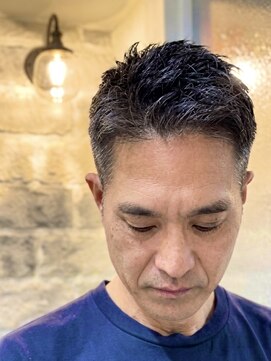 ミリオンバックス 上野(Million Bucks) 大人の余裕を感じるナチュラルショートスタイル