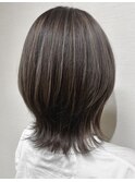 くびれボブ　極細ハイライト【佐藤】