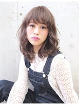 アッシュグレージュ×人気セミディ