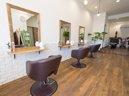 ヘアー エキュ 二和向台店(hair equ)の写真