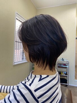 ルシア ヘア(Lucia hair) ミディアムレイヤー