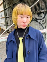 トゥコ(tuco)&nbsp;ウルフカット　イエローカラー　ルーツカラー　オン眉