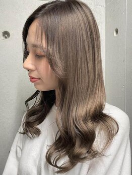 ビープラス(Vi+)の写真/洗練された技術が自慢の当店◇初めてのカラー・デザインなどチャレンジしたい方にもおすすめです。