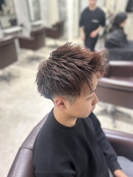 グラッジ 池袋(GLADGE) 束感ショート アップバング メンズカット