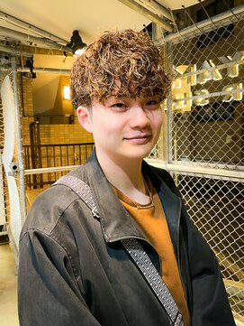 フジヤマ バーバー ショップ(FUJIYAMA BARBER SHOP) 甘い魅惑のフワフワスパイラルパーマ マッシュ