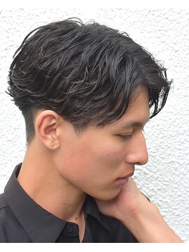 フリーク バーバーショップ 都島店(FREAK BARBER SHOP) MEN’S HAIR/ブルーブラック/フェザーパーマ/サーフカールJ5