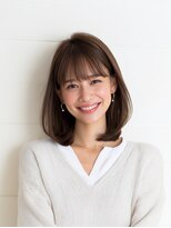 e.m.a プレミアムビューティーサロン 栄駅店(e.m.a PREMIUM BEAUTY SALON)&nbsp;レイヤーカット/イメチェン/外ハネボブ/美髪/ワイドバング/髪型